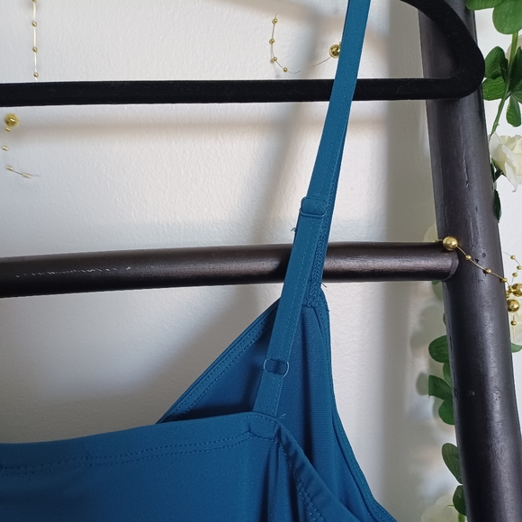 NWT Torrid Cami Bodysuit - Picture 5 of 8